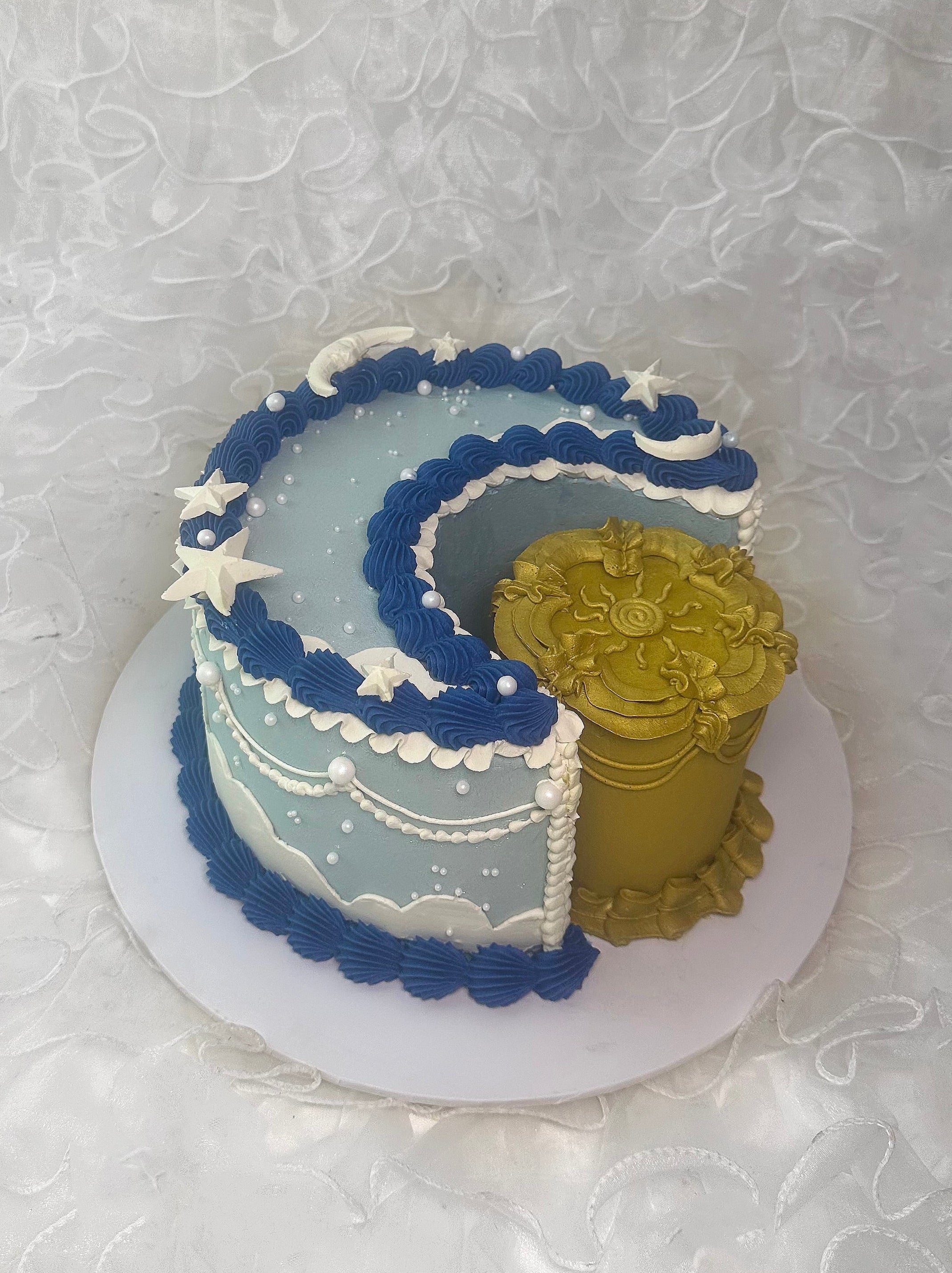 Moon and sun cake